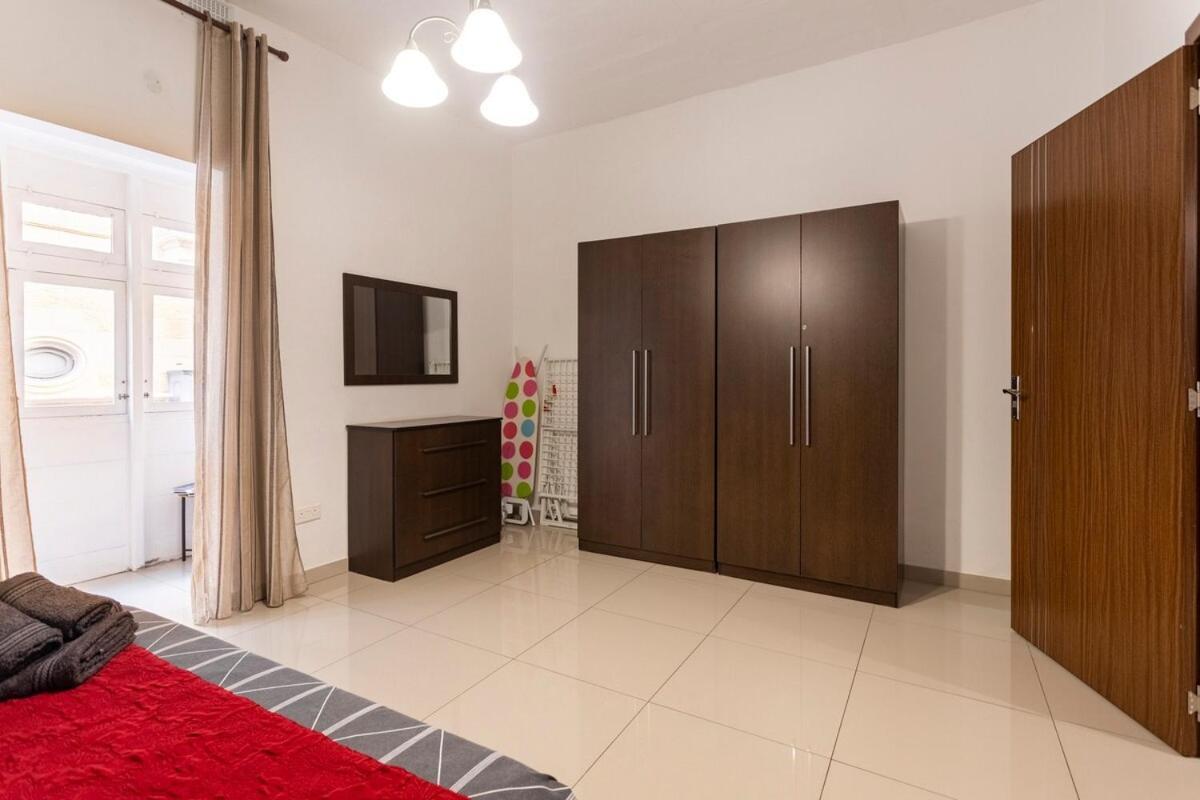 Superbly Located Cosy 2-Bedroom Apartment 발레타 외부 사진