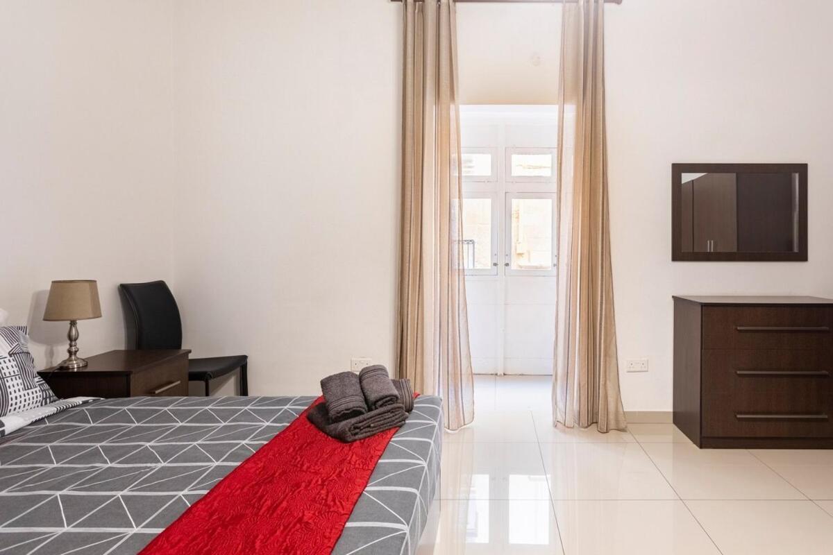 Superbly Located Cosy 2-Bedroom Apartment 발레타 외부 사진